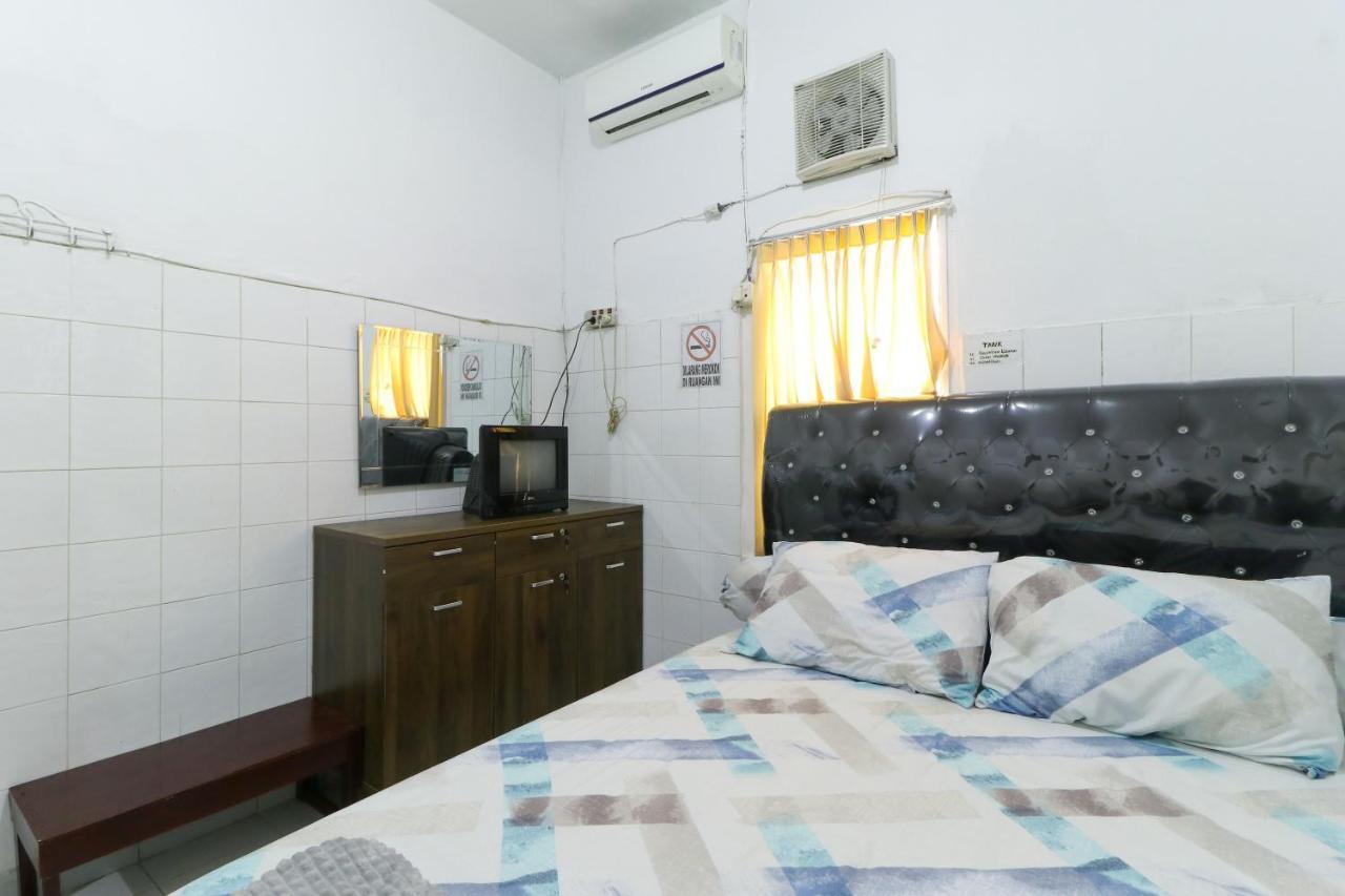 Emy'S Guesthouse Jenggrik Exterior photo